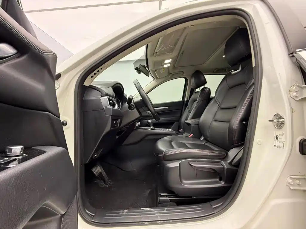 Mazda CX-5 2021 2.0L automatic two-wheel drive smart model купить на сайте DeffCars