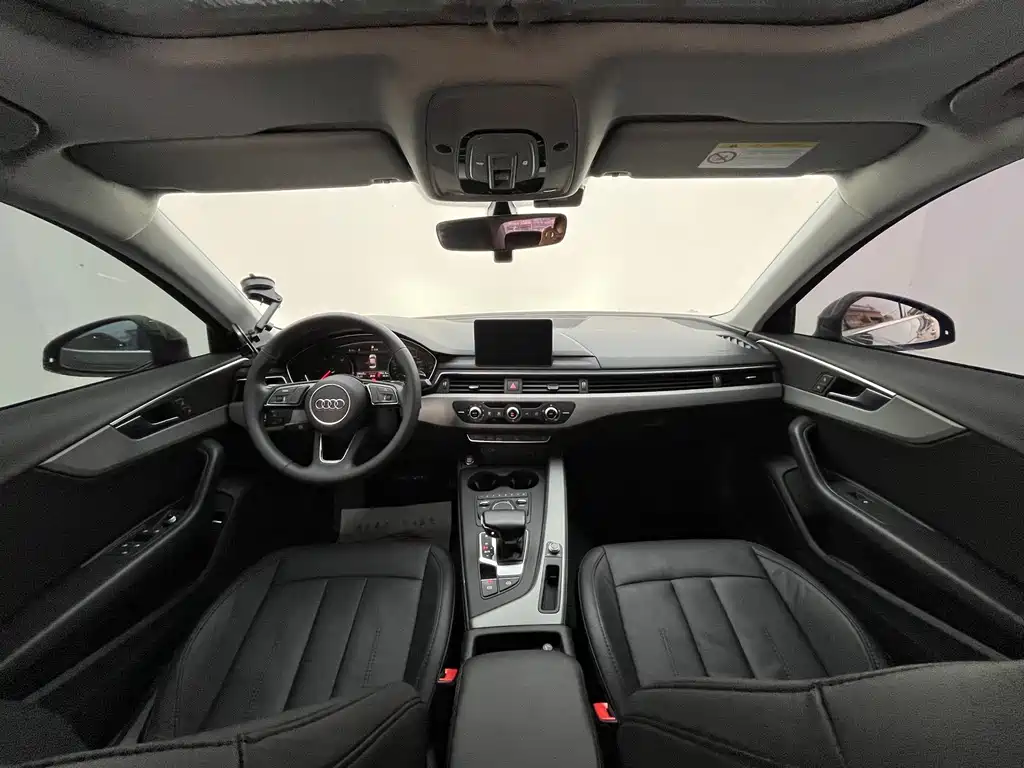 Audi A4L 2018 30th Anniversary Model 40 TFSI Enterprising купить на сайте DeffCars