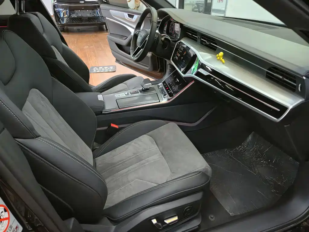 Audi A6L 2024 40 TFSI luxury and dynamic model купить на сайте DeffCars