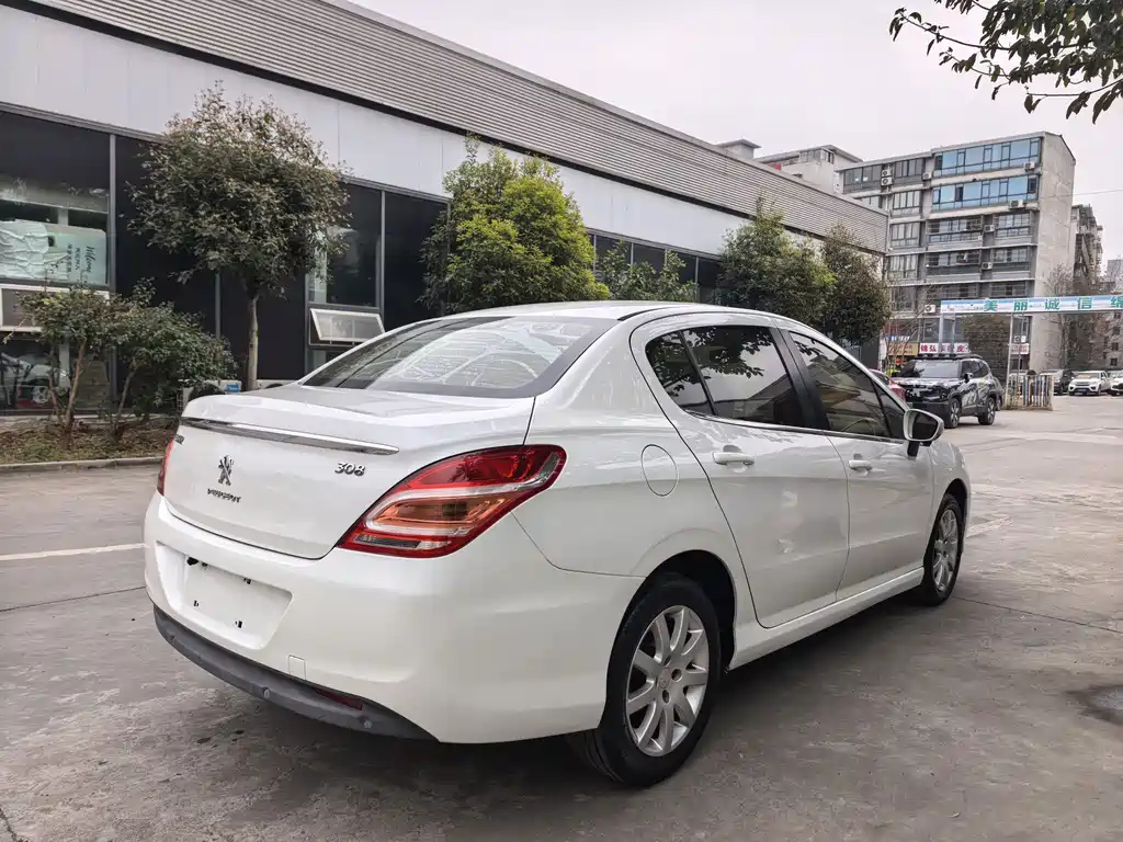 Peugeot 308 2014 Enjoy Edition Classic 1.6L Automatic Premium Model купить на сайте DeffCars