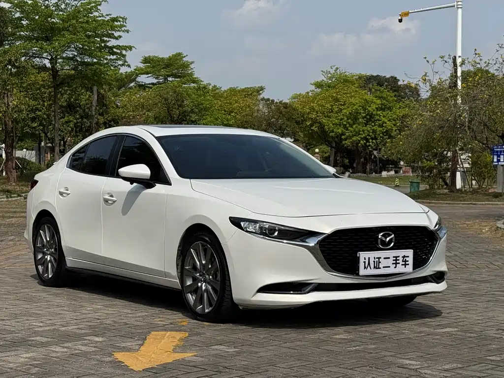Mazda3 Angkesela 2021 2.0L Automatic Premium Edition купить на сайте DeffCars