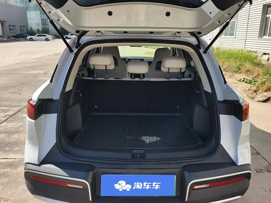 Yuan UP 2025 Smart Driving Edition 401KM Vitality Edition купить на сайте DeffCars