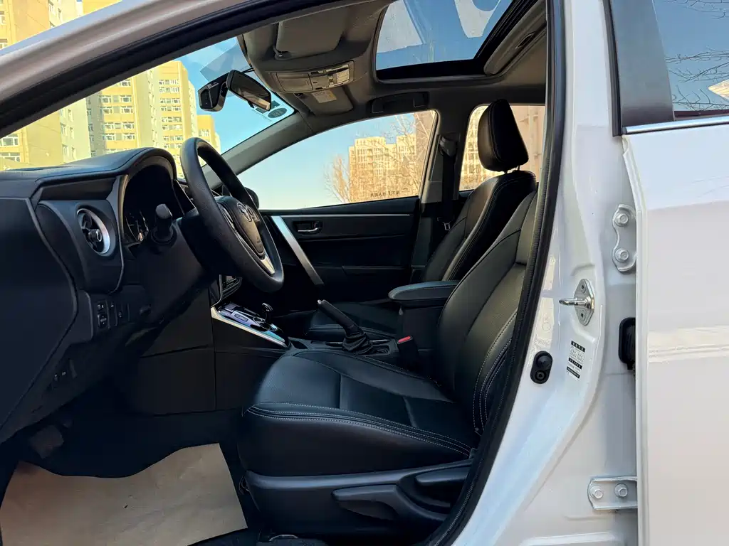Corolla Dual Engine E+ 2019 1.8L E-CVT Leading Edition купить на сайте DeffCars