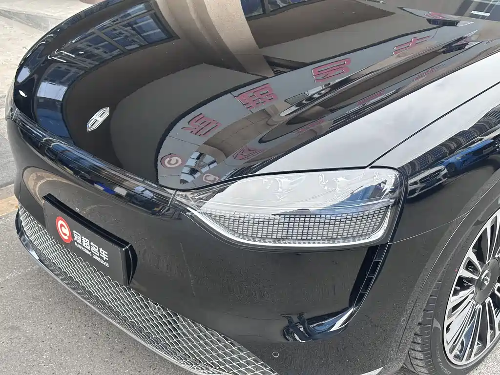 Wenjie M9 2024 pure electric Ultra version 100kWh 6-seater version купить на сайте DeffCars