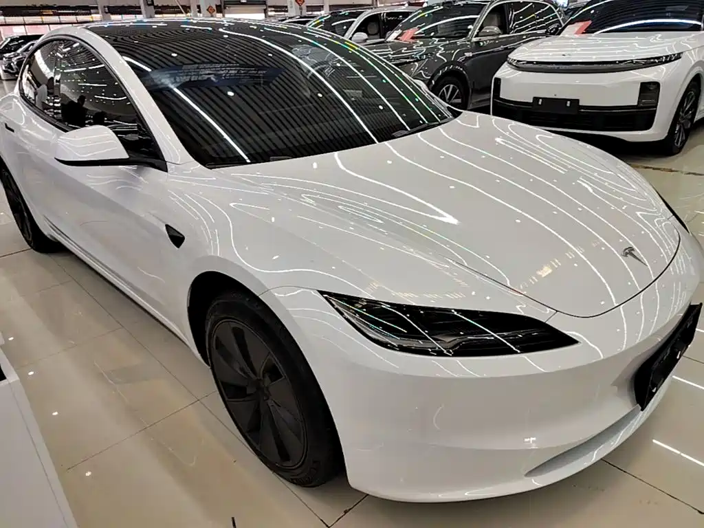 Model 3 2023 rear-wheel drive version купить на сайте DeffCars