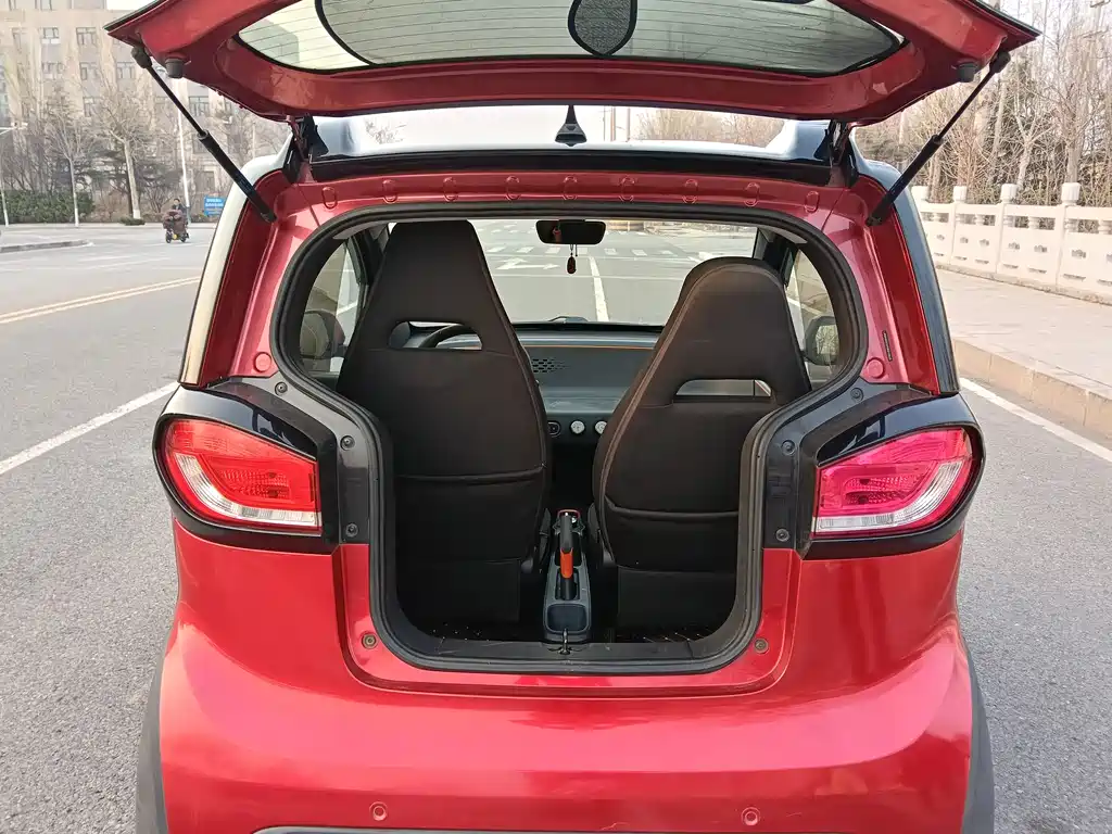 Baojun E100 2019 250KM Smart Travel Edition купить на сайте DeffCars