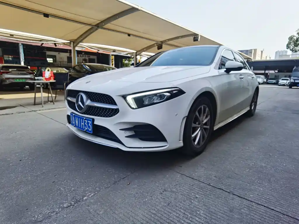 Mercedes-Benz A-Class 2021 A 200 L Sports Sedan Dynamic Type купить на сайте DeffCars