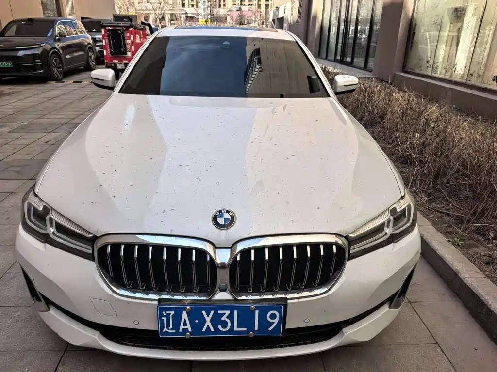 BMW 5 Series 2021 525Li Luxury Package купить на сайте DeffCars