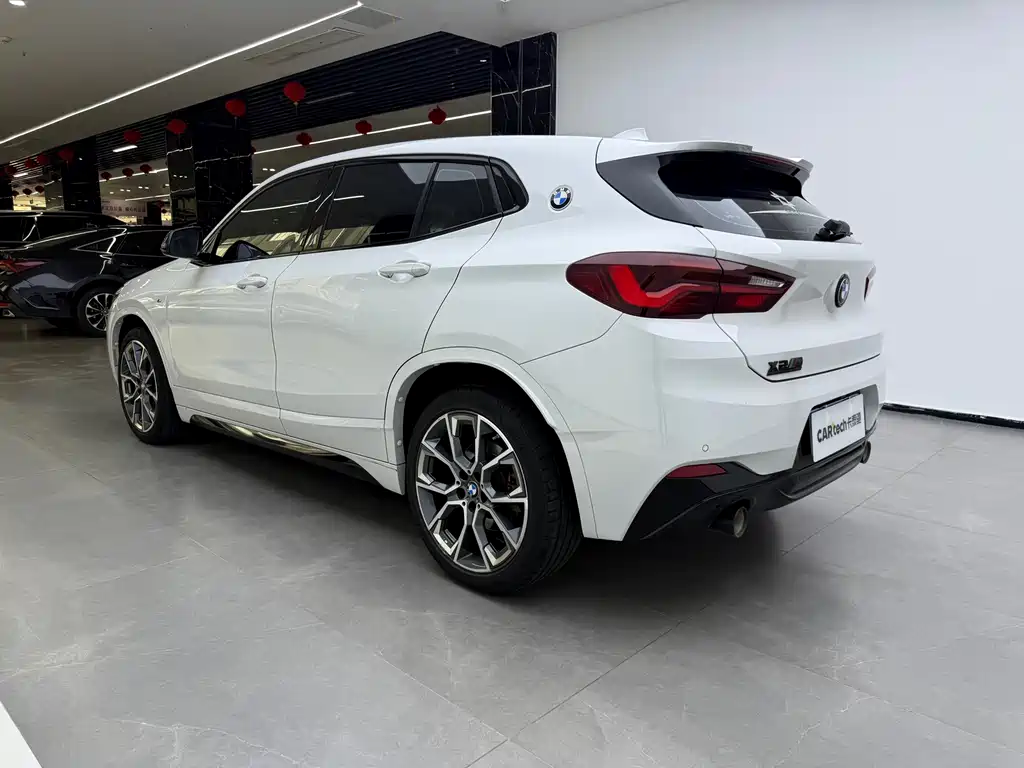 BMW X2 2021 sDrive25i leading M sports package купить на сайте DeffCars