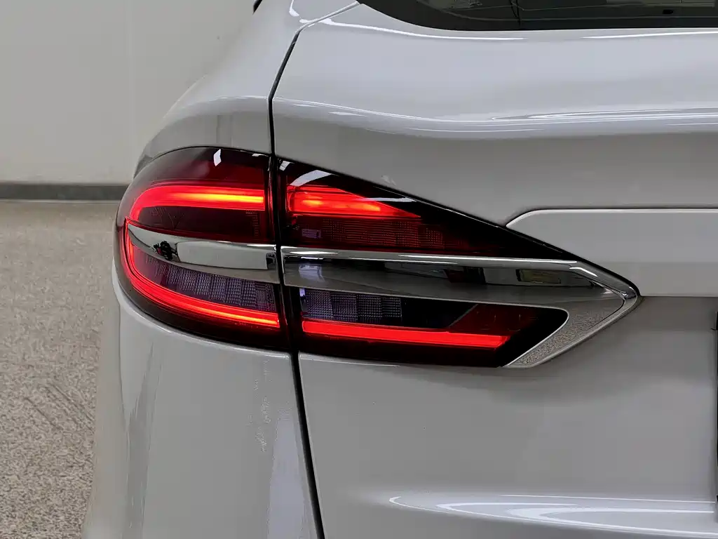 Mondeo 2020 EcoBoost 180 Fashion Model купить на сайте DeffCars