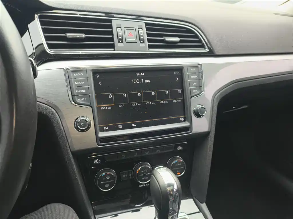 Lingdu 2018 280TSI DSG Comfort Edition купить на сайте DeffCars
