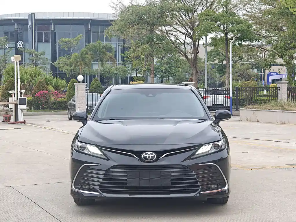 Camry 2021 2.0G Deluxe Edition купить на сайте DeffCars