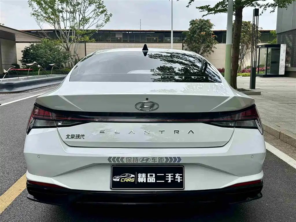 Elantra 2021 1.5L CVT LUX Premium Edition купить на сайте DeffCars