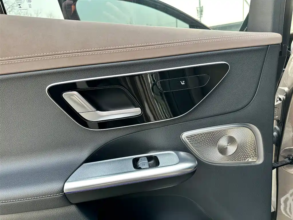 Mercedes-Benz EQE SUV 2023 500 4MATIC купить на сайте DeffCars