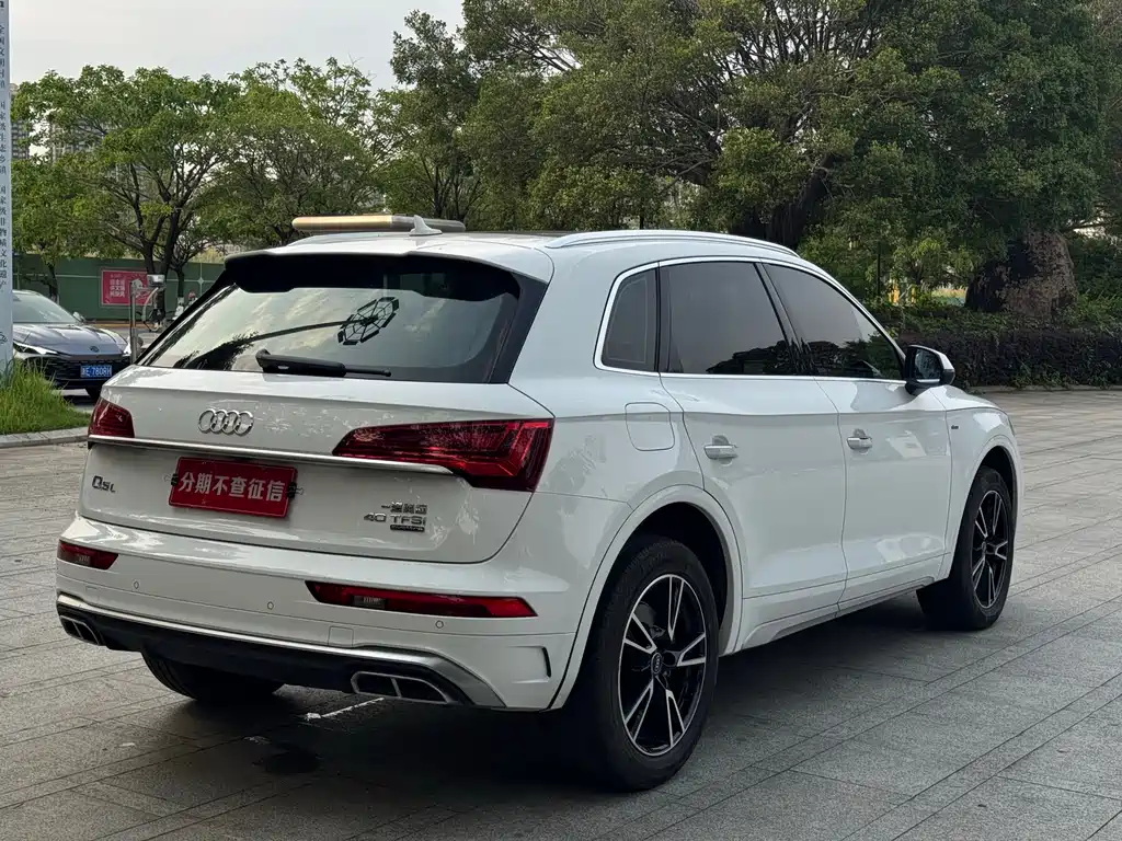 Audi Q5L 2023 40T Ice and Snow Sports Edition купить на сайте DeffCars
