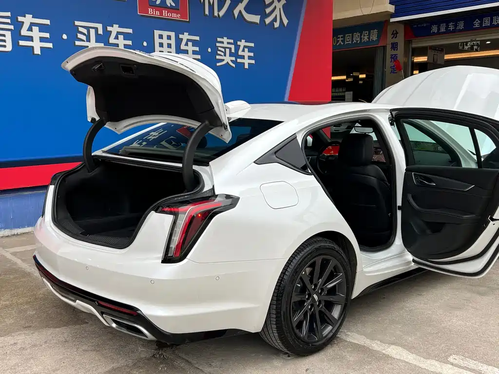 Cadillac CT5 2024 28T Premium Model купить на сайте DeffCars