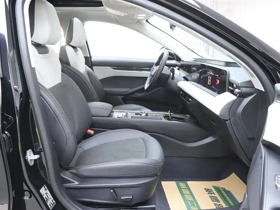 Mondeo 2022 facelift EcoBoost 245 luxury model купить на сайте DeffCars