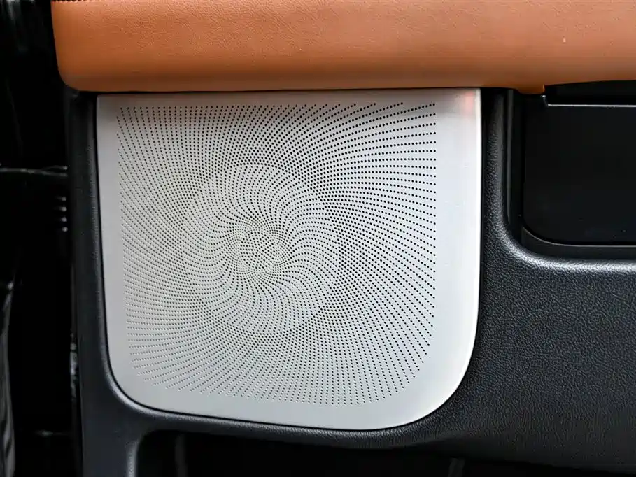 Navigator 2020 3.5T Honor Edition купить на сайте DeffCars