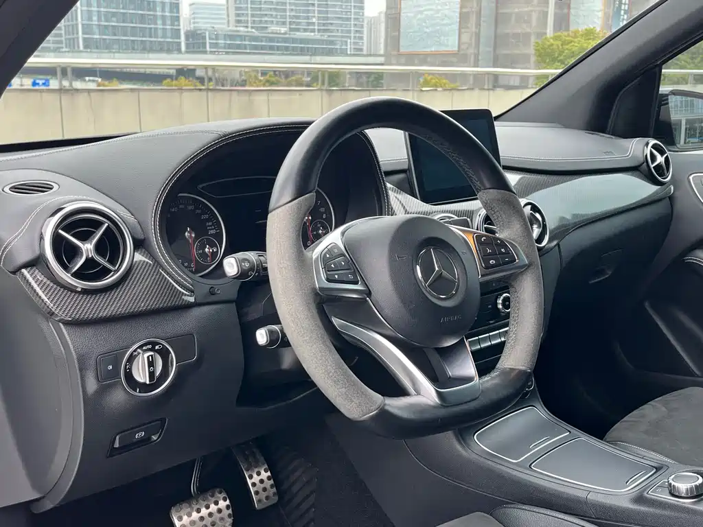 Mercedes-Benz B-Class 2017 B 200 Fashion Model купить на сайте DeffCars