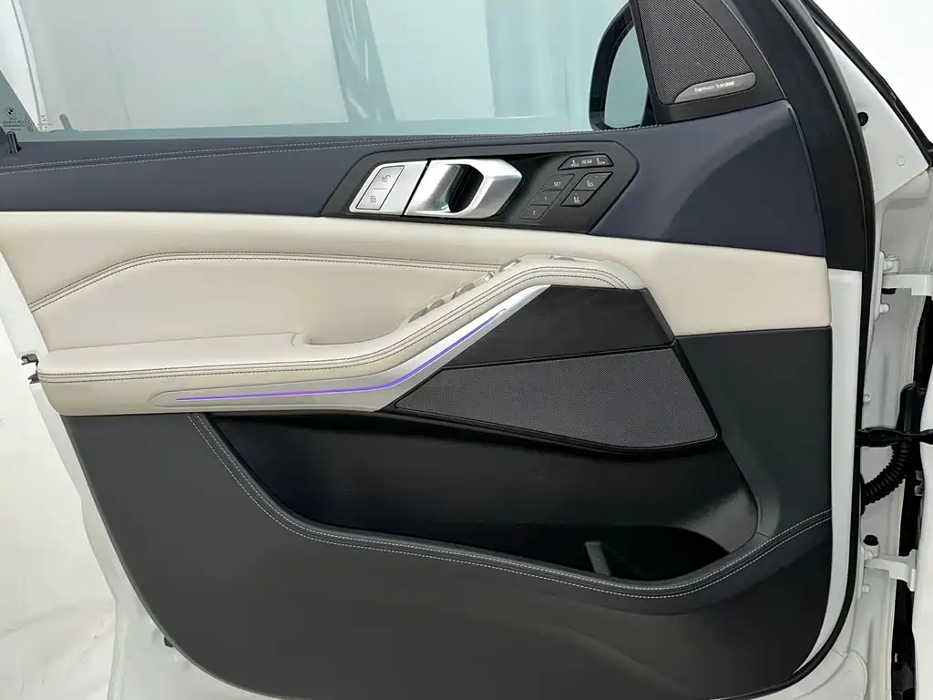 BMW X7 2019 xDrive40i Exclusive M Sports Package купить на сайте DeffCars