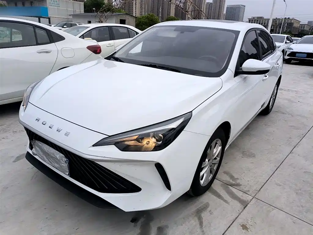Roewe i5 2026 1.5L CVT Deluxe Edition купить на сайте DeffCars