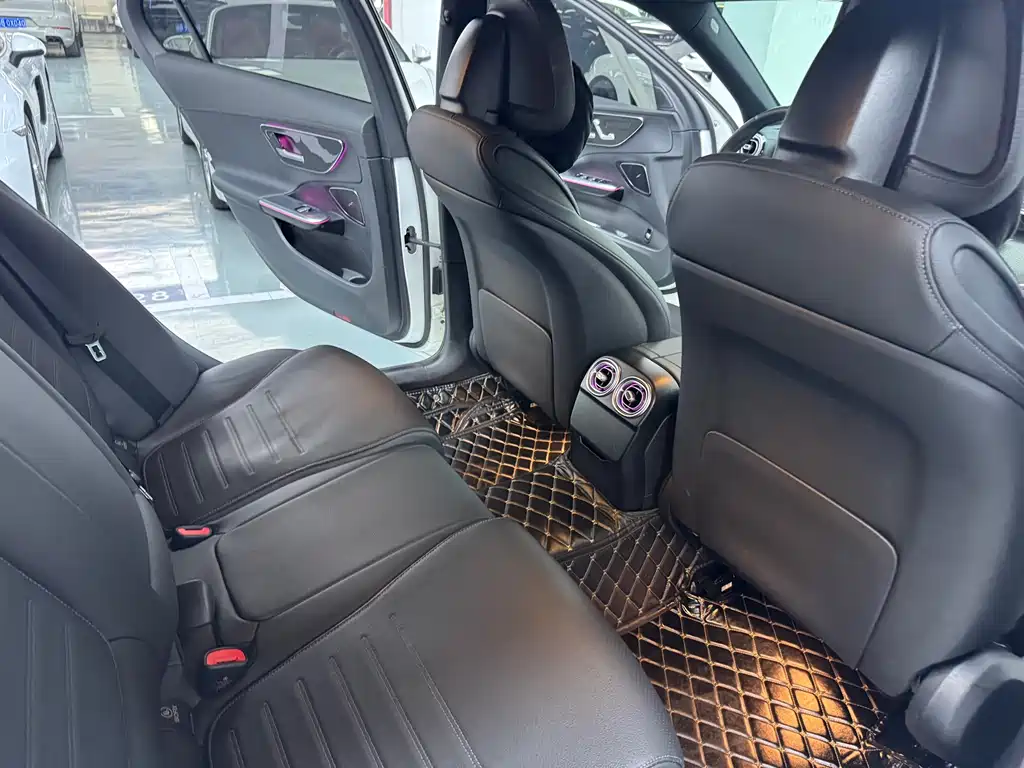Mercedes-Benz C-Class 2024 C 260 L Sports Edition купить на сайте DeffCars