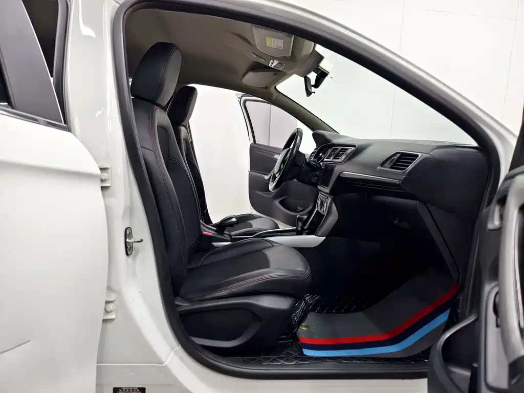 Citroen C3-XR 2017 1.6L Automatic Pioneer купить на сайте DeffCars