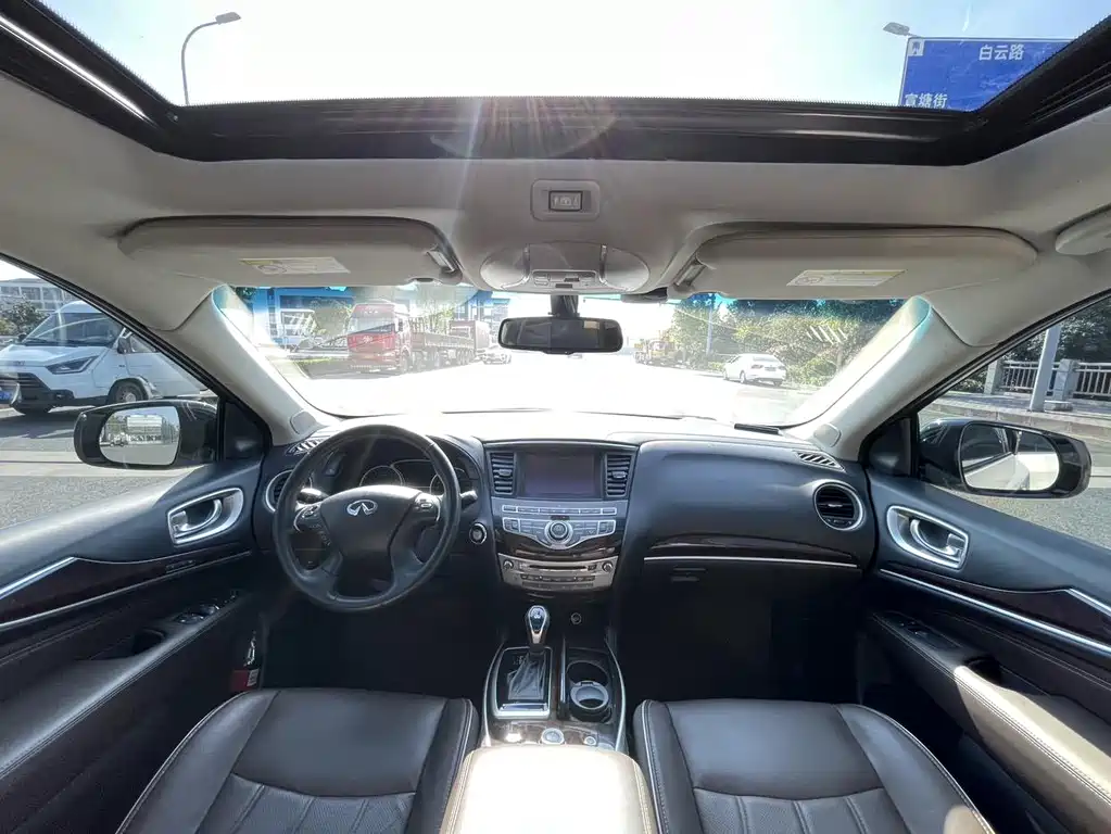 Infiniti QX60 Imported 2016 2.5 S/C Hybrid Two-wheel drive Excellent Edition National V купить на сайте DeffCars