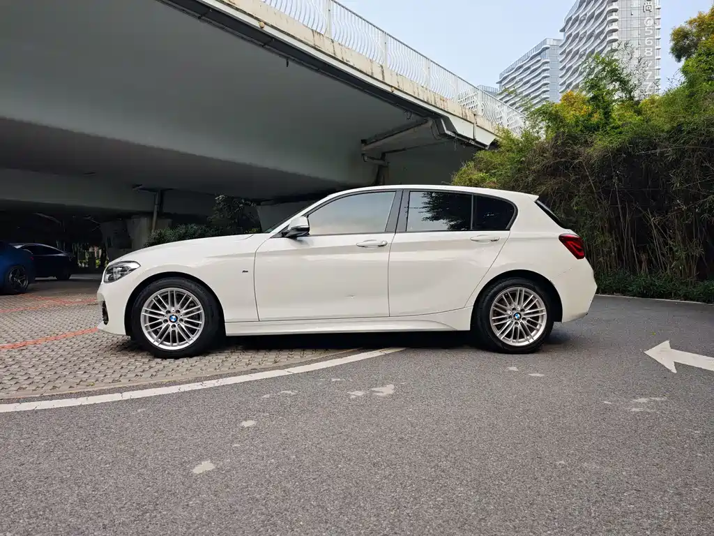 BMW 1 Series Imported 2018 120i M Sports Package купить на сайте DeffCars