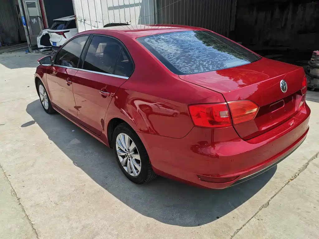 Sagitar 2014 1.6L automatic comfort model купить на сайте DeffCars