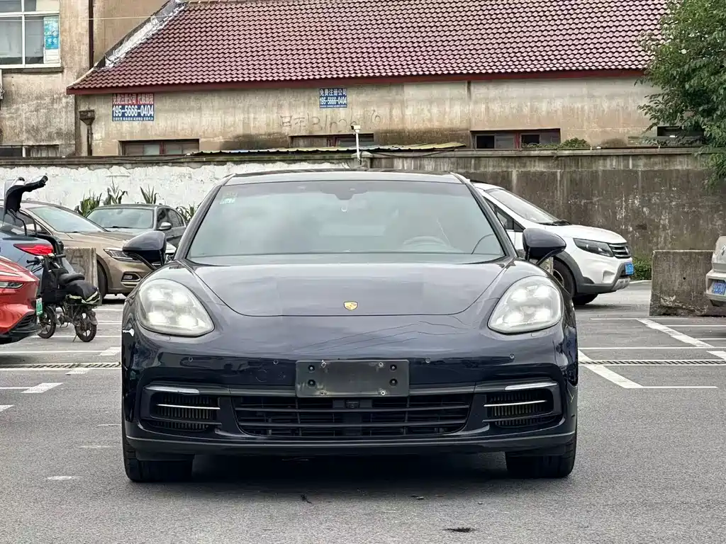 Panamera 2019 Panamera 4 Executive Extended Edition 2.9T купить на сайте DeffCars