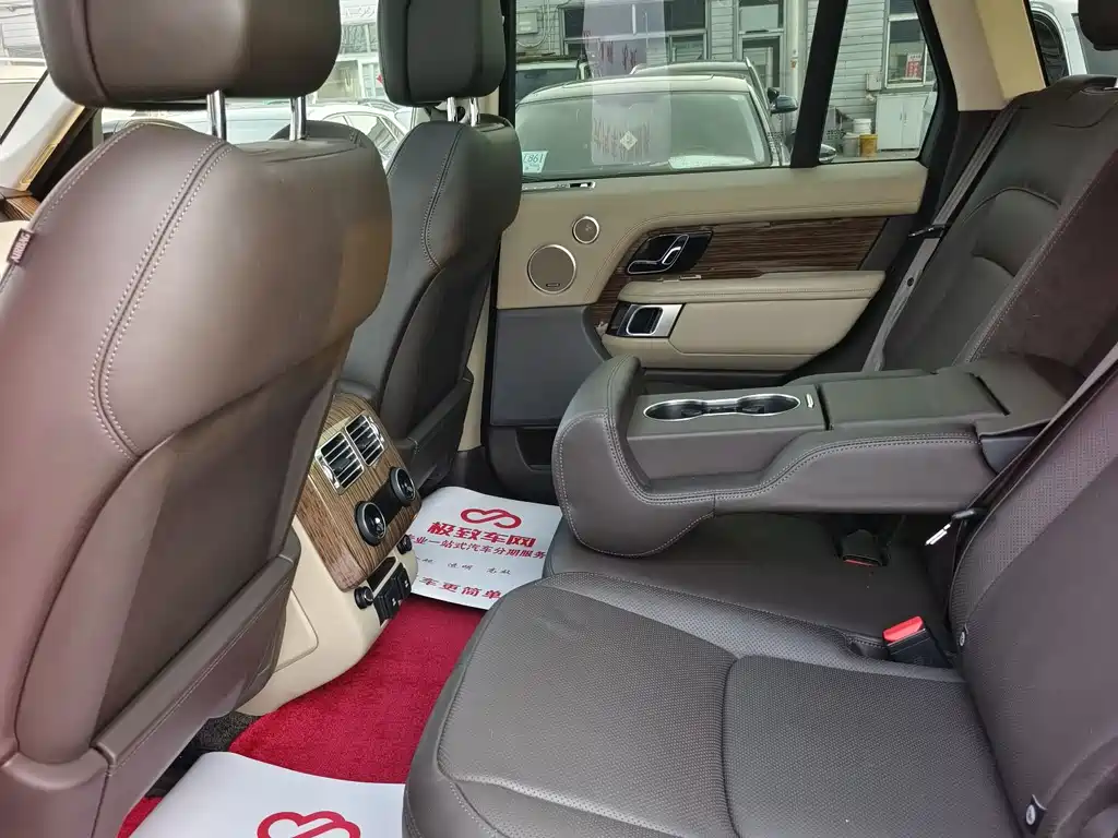 Range Rover 2019 3.0 SCV6 Legend Edition купить на сайте DeffCars