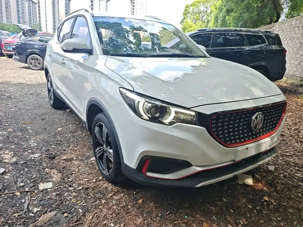 MG ZS 2017 16T automatic flagship Internet version купить на сайте DeffCars