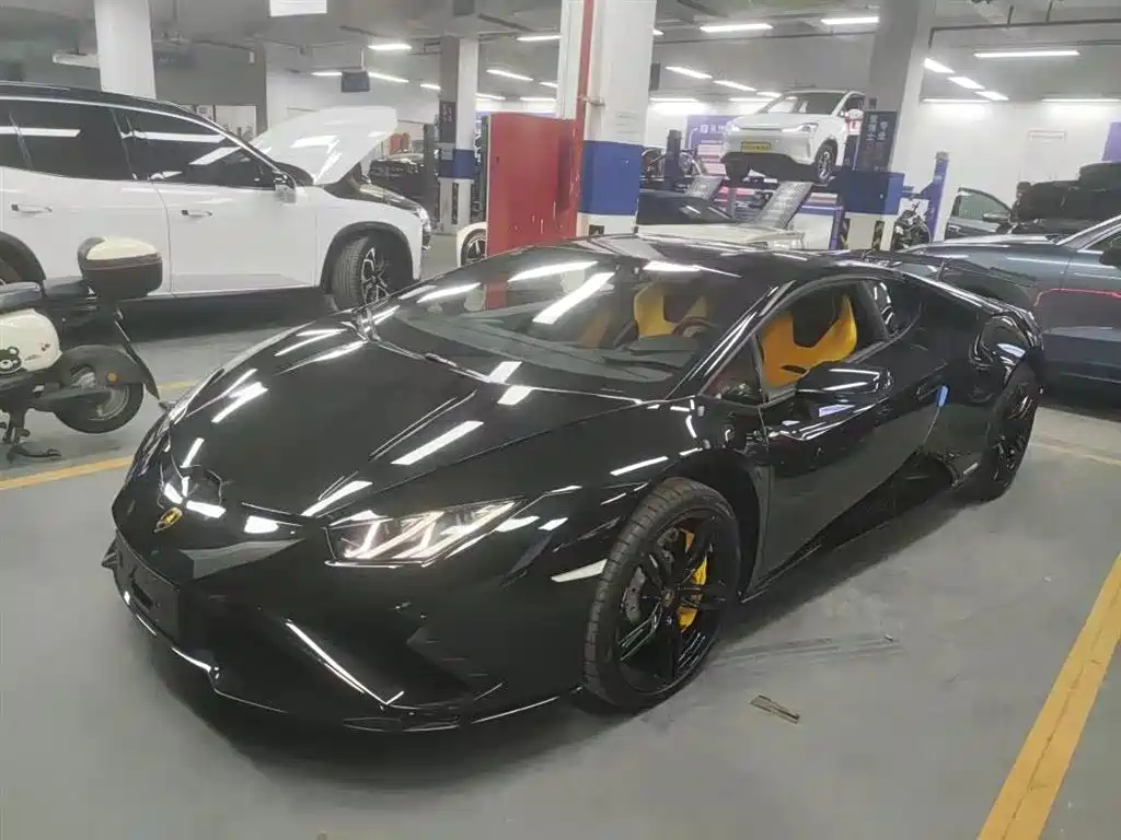Huracán 2020 Huracán EVO RWD купить на сайте DeffCars