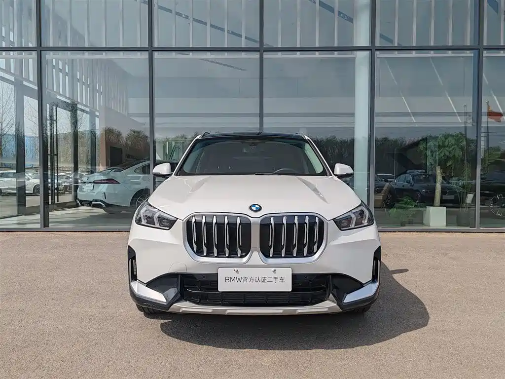 BMW X1 2025 sDrive25Li X Design Package купить на сайте DeffCars