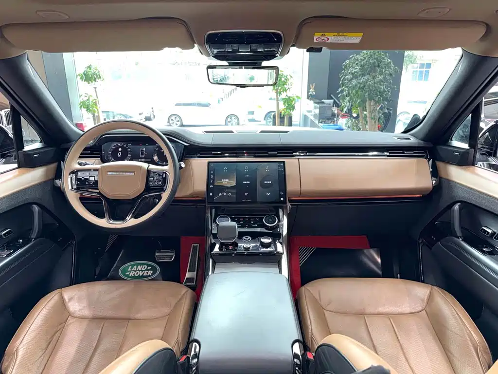 Range Rover Sport 2023 400PS Dynamic SE купить на сайте DeffCars
