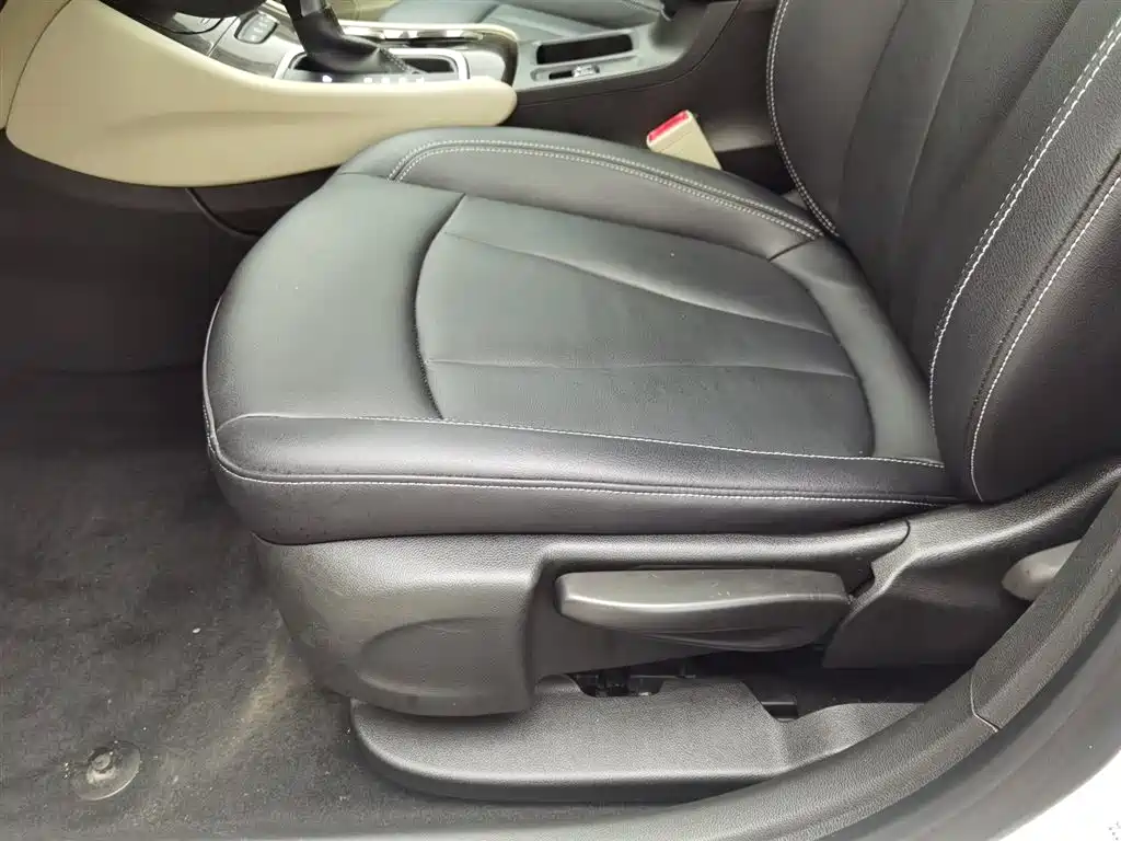 Weilan 2019 Sedan 15S Automatic Enterprising купить на сайте DeffCars