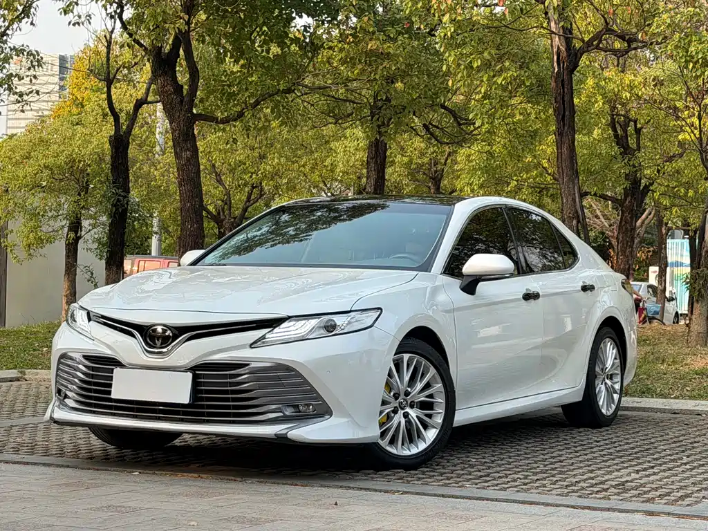 Camry 2019 2.5G Deluxe Edition National V купить на сайте DeffCars