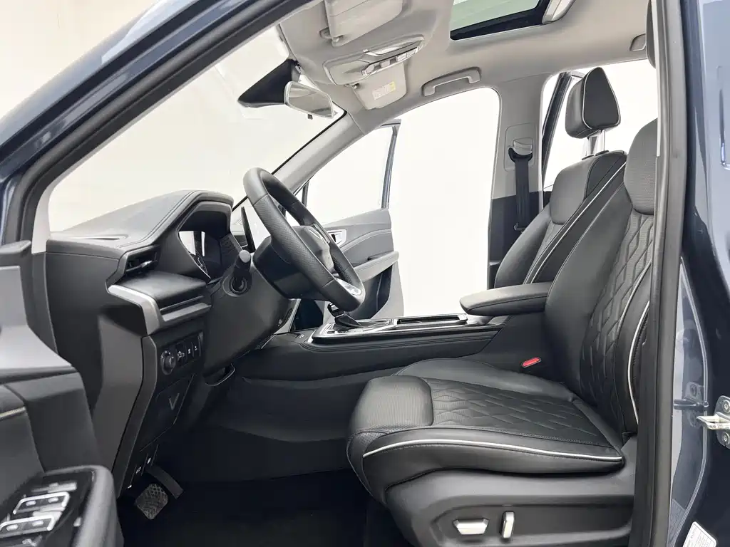 Wuling Jiachen 2022 1.5T CVT exclusive flagship model купить на сайте DeffCars
