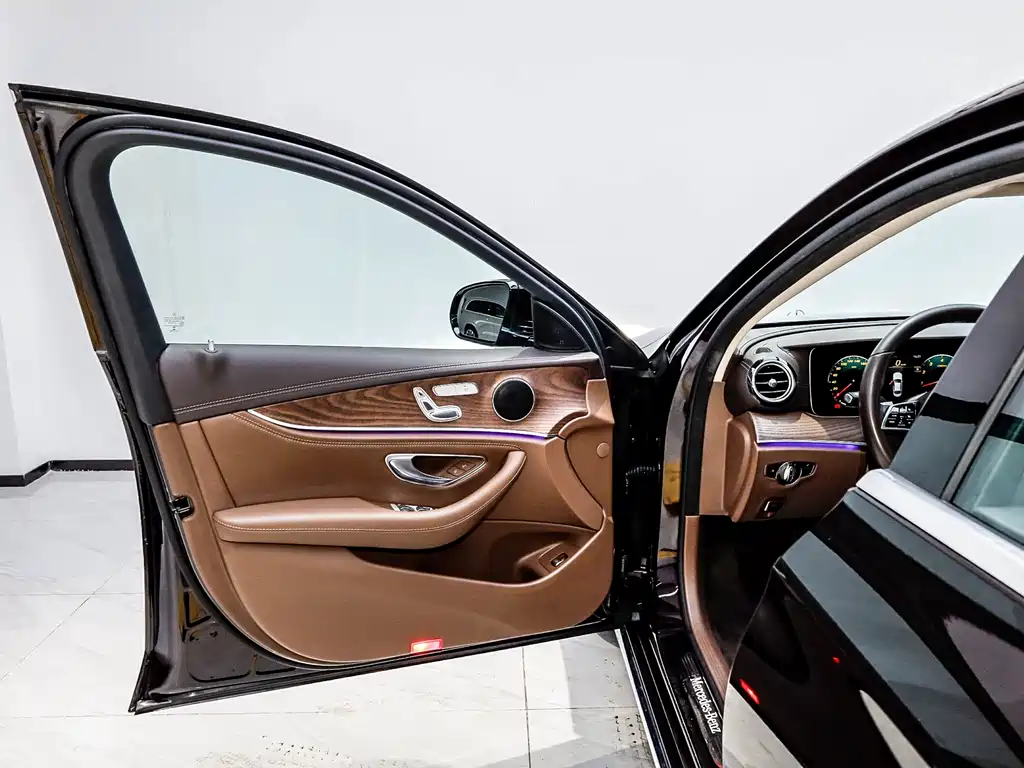 Mercedes-Benz E-Class 2021 facelift E 260 L купить на сайте DeffCars