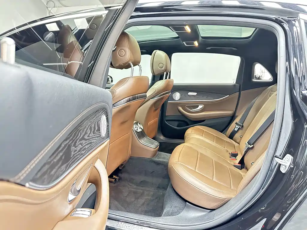 Mercedes-Benz E-Class 2022 facelift E 300 L sporty and stylish купить на сайте DeffCars
