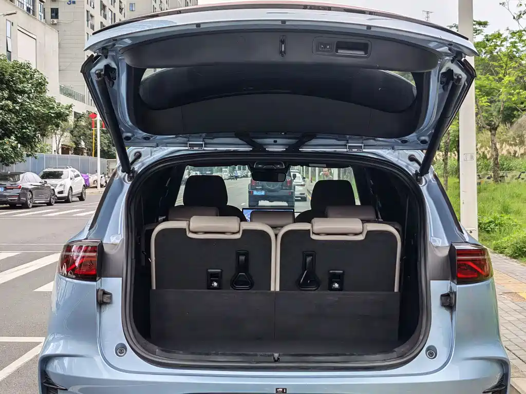 Tangxin Energy 2024 DM-i Honor Edition 112KM Premium Type купить на сайте DeffCars