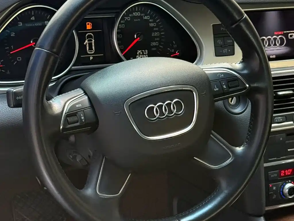 Audi Q7 2012 3.0 TFSI Comfort (200kW) купить на сайте DeffCars