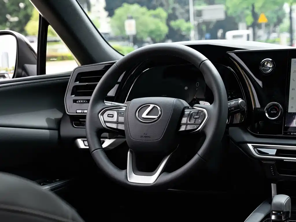 Lexus RX 2025 300 four-wheel drive version купить на сайте DeffCars