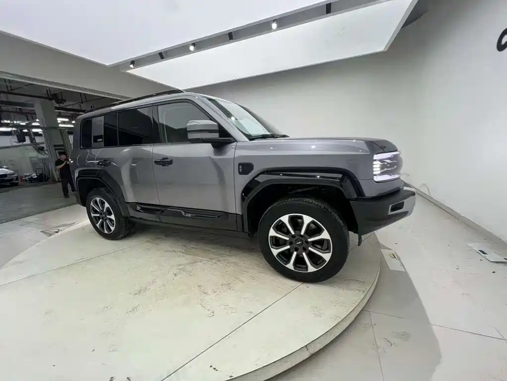 Leopard 5 2023 Pilot Edition купить на сайте DeffCars