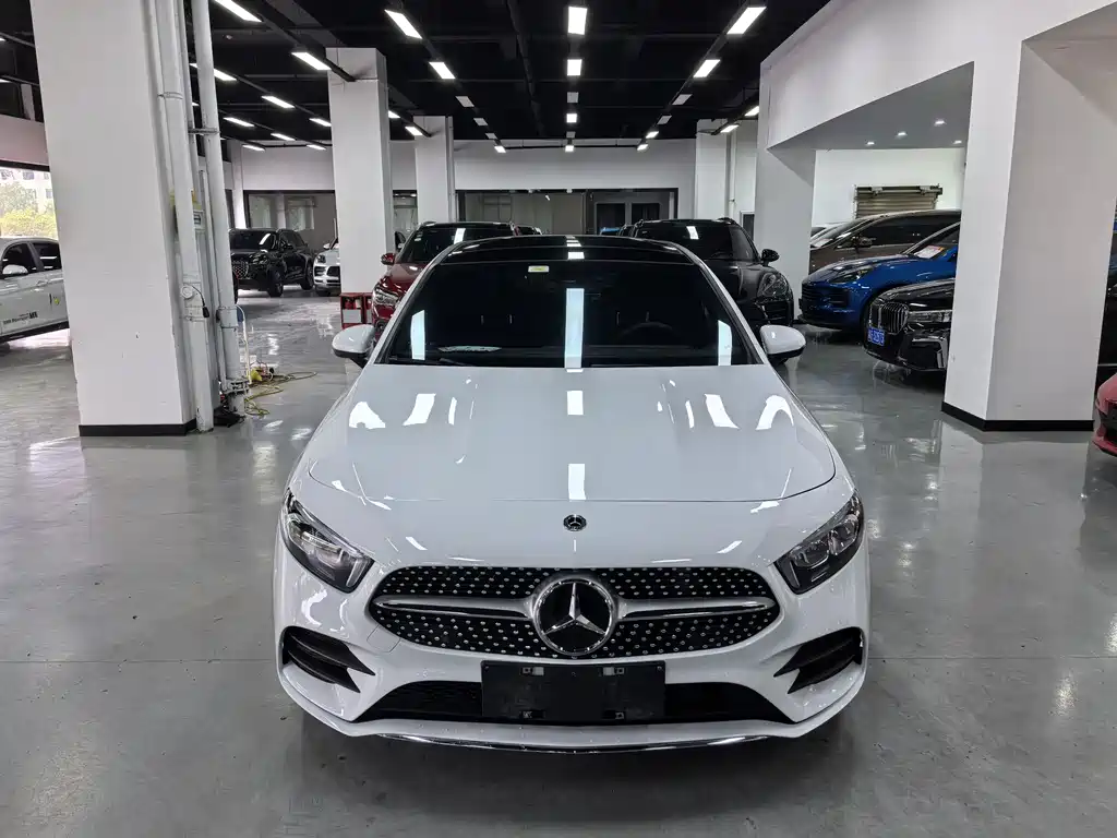 Mercedes-Benz A-Class 2021 A 200 L Sports Sedan Fashionable купить на сайте DeffCars