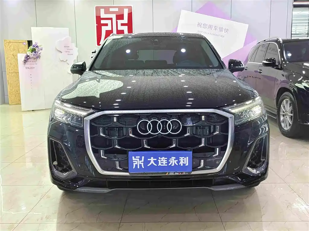Audi Q7 2024 55 TFSI quattro S line sports купить на сайте DeffCars