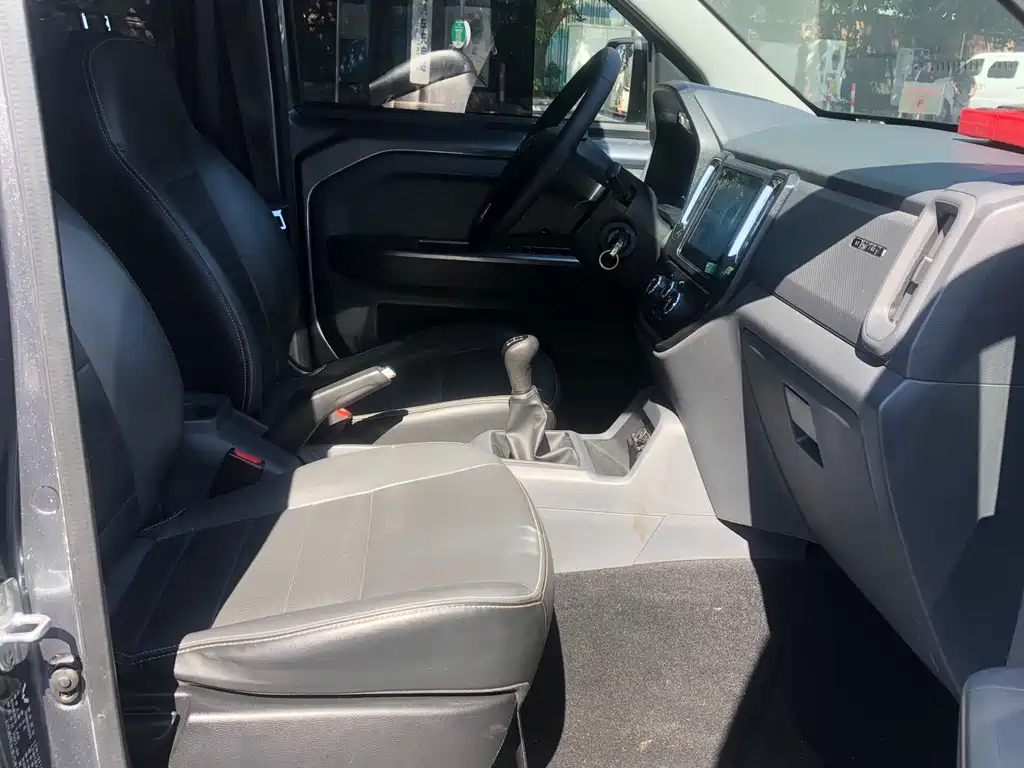 Wuling Zhengtu 2021 1.5L pioneering LAR купить на сайте DeffCars