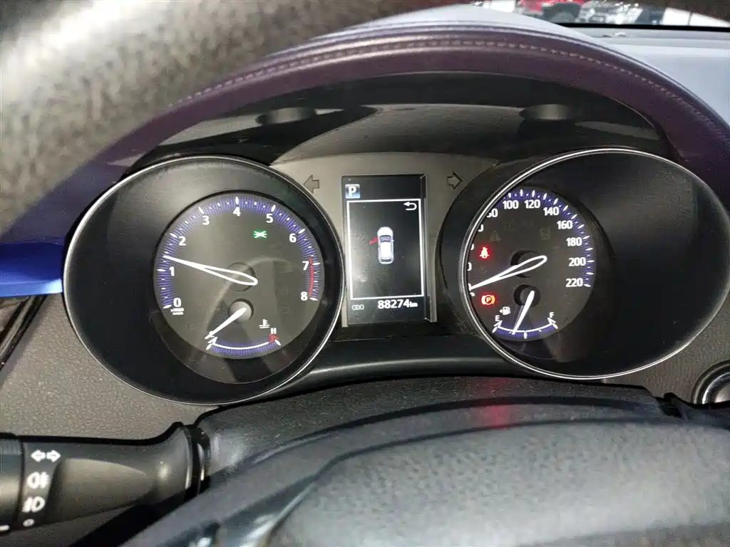 Toyota C-HR 2020 2.0L Leading Edition купить на сайте DeffCars