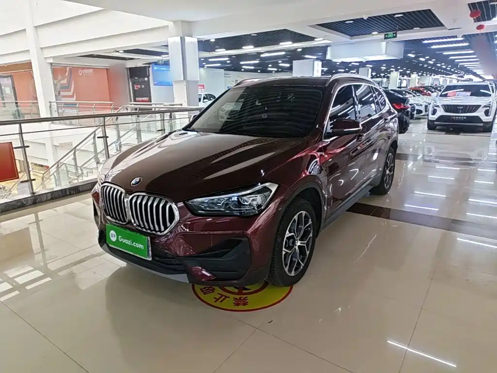 BMW X1 2021 sDrive25Li Leading купить на сайте DeffCars